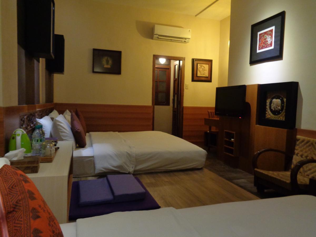 Dhanesvara Holistic Unique Homestay Wonotjolo Buitenkant foto