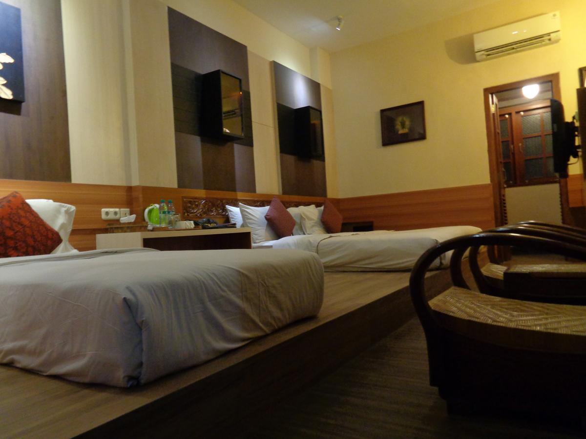 Dhanesvara Holistic Unique Homestay Wonotjolo Buitenkant foto