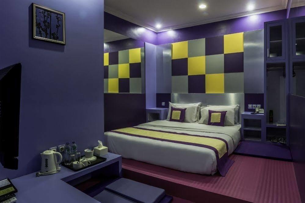 Dhanesvara Holistic Unique Homestay Wonotjolo Buitenkant foto