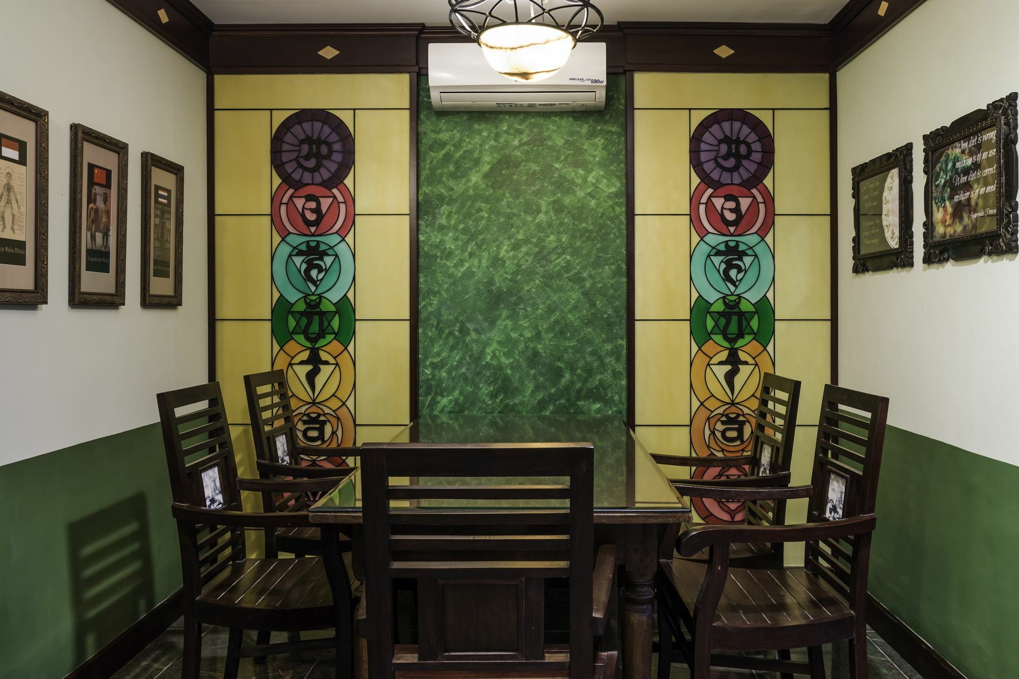 Dhanesvara Holistic Unique Homestay Wonotjolo Buitenkant foto